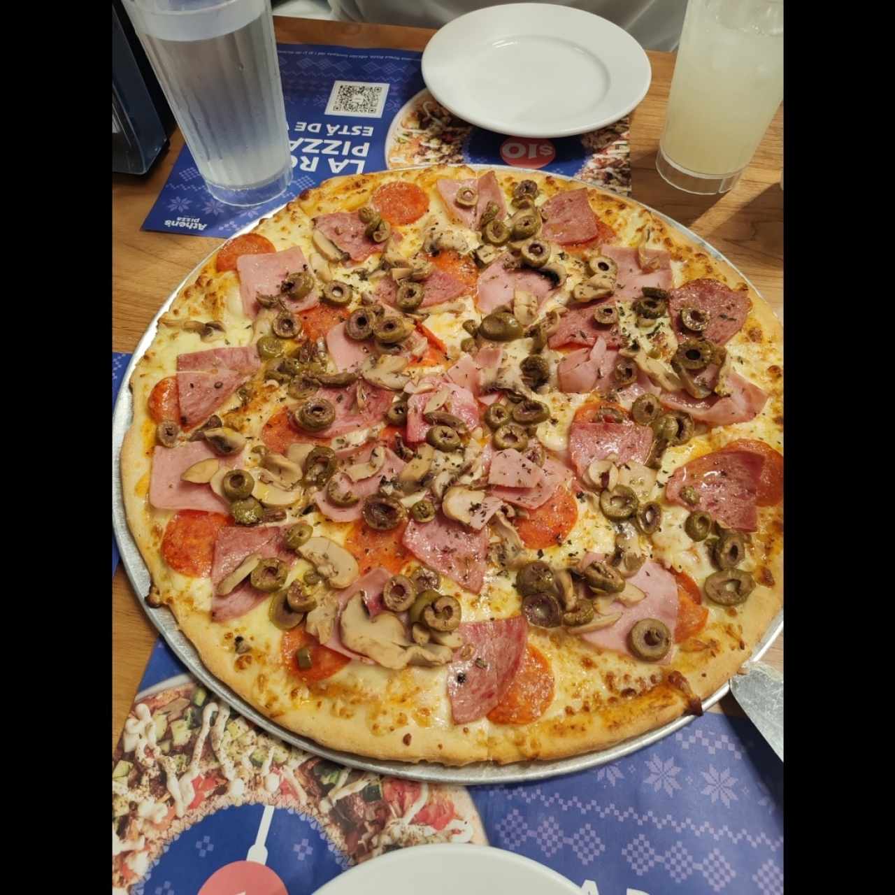 Pizzas especiales - Pizza de combinación
