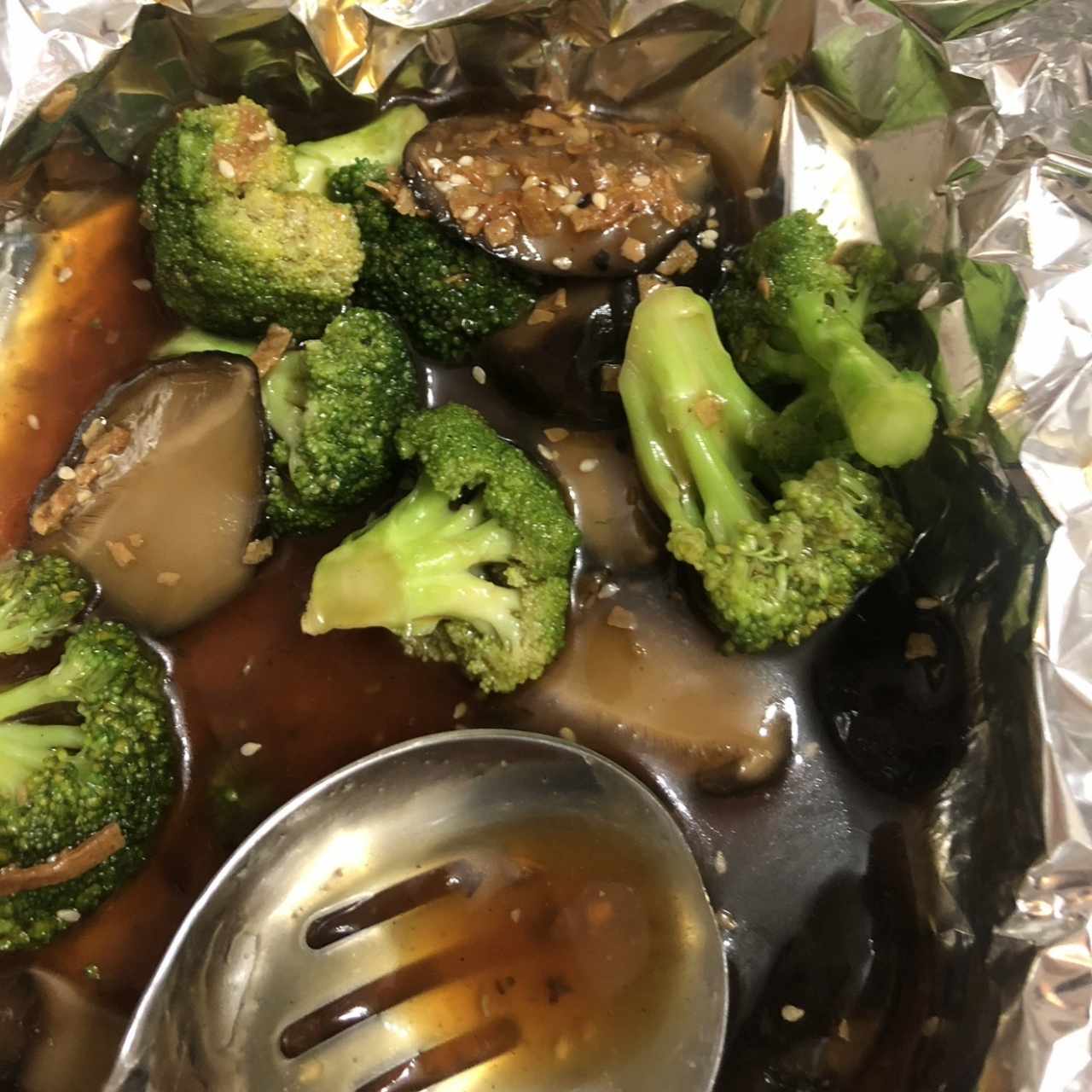 Brocoli con shiitake