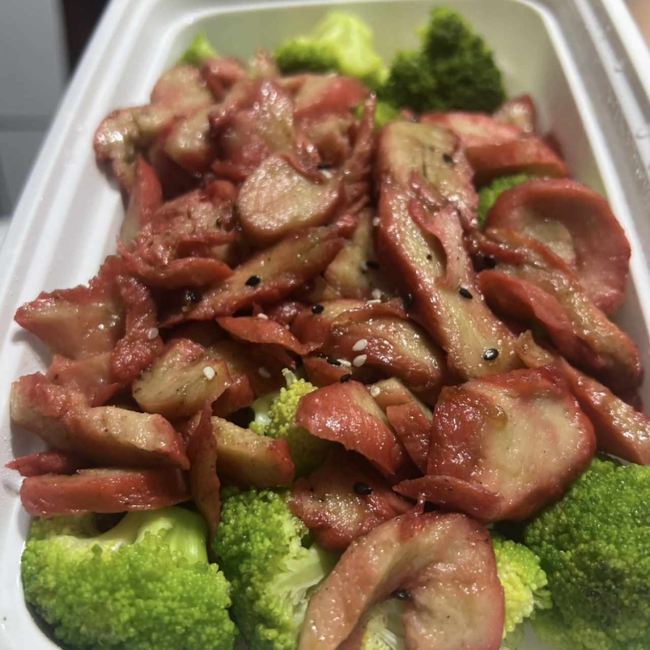 Brocoli con Puerco Asado Vegano