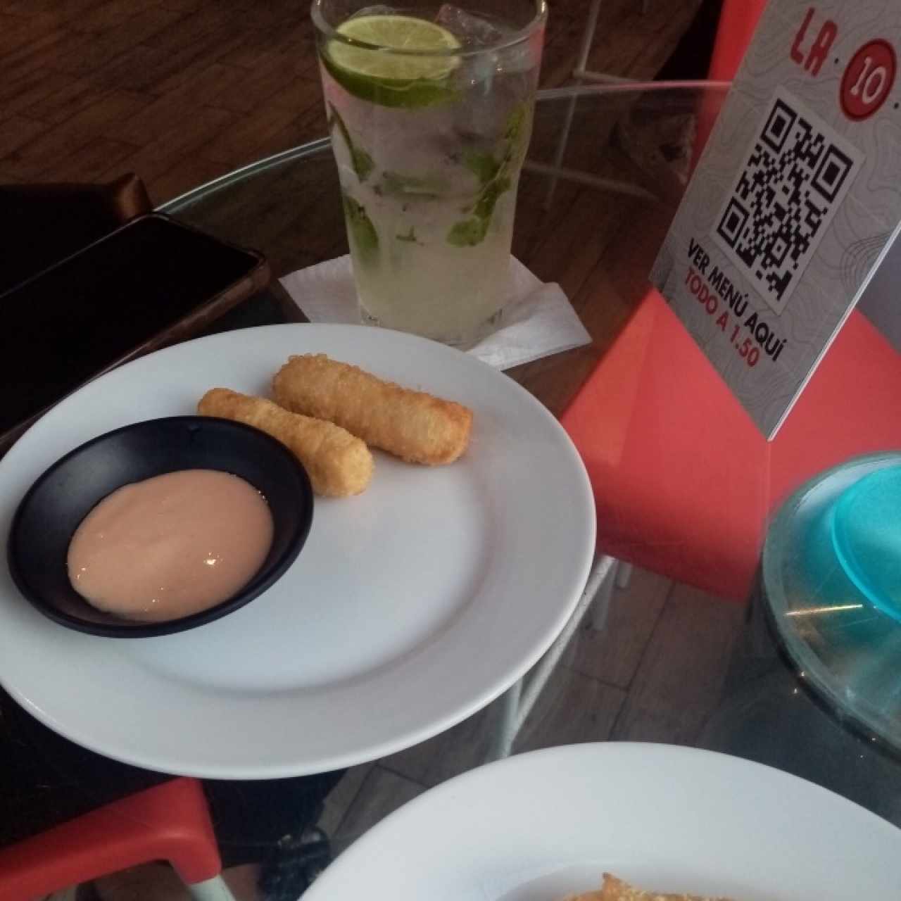 Mojito y tequeño 