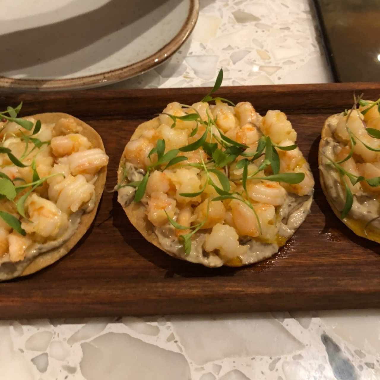 Tostadas de camarones