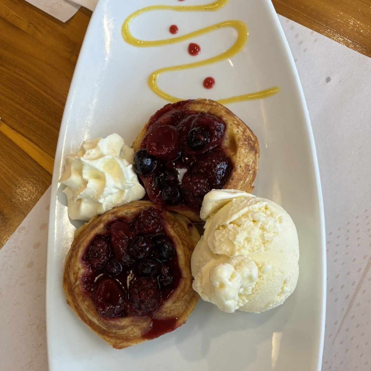 Mini Crepe o Mini pita, Mini waffle o Helado-Refresco