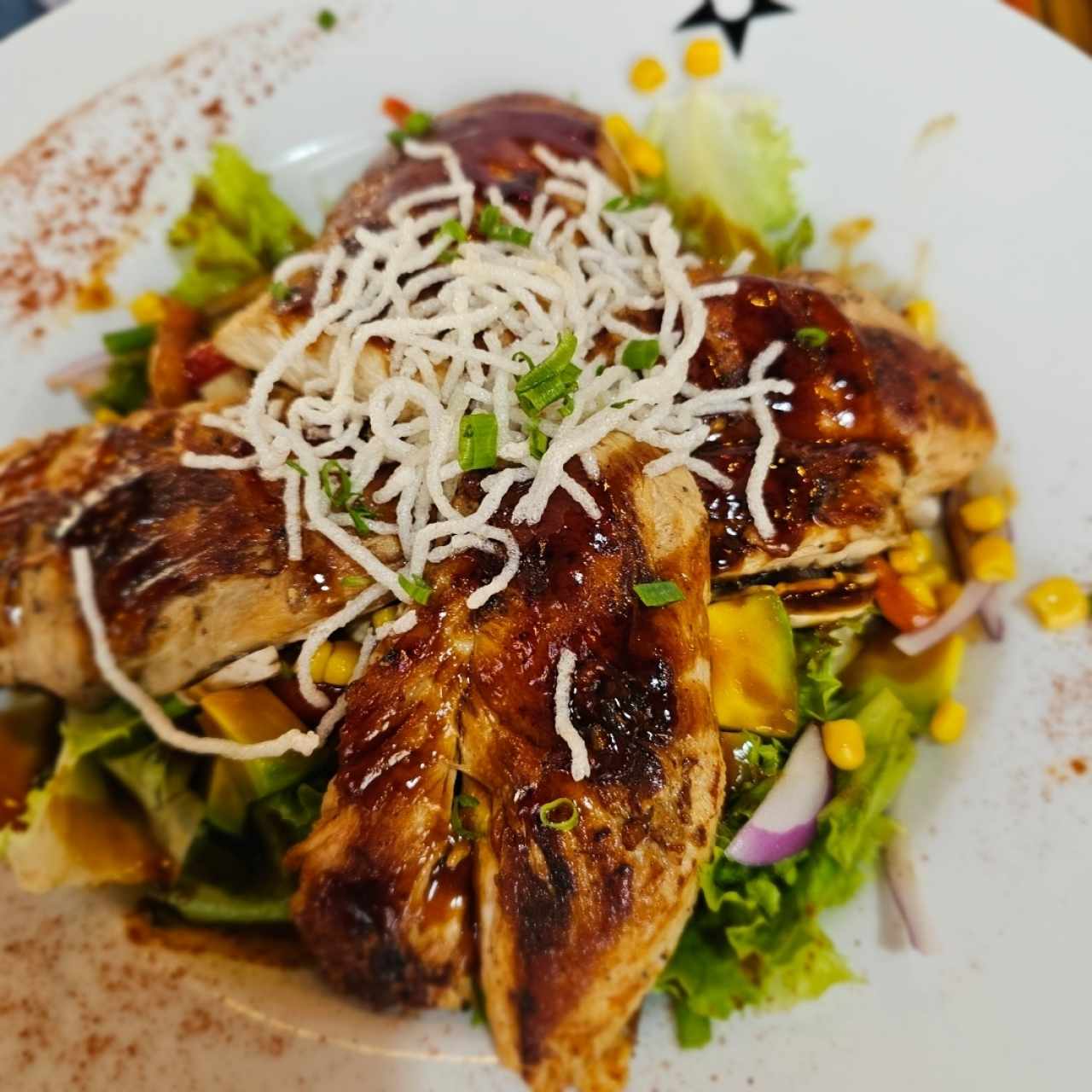 Ensalada Daidai de Salmón