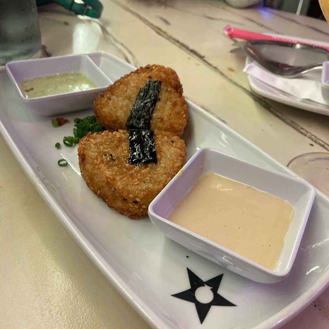 Onigiri de Salmón (2 unidades)