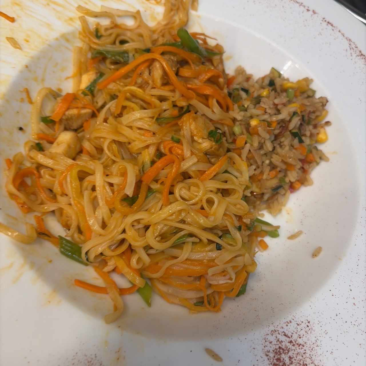 Pad Kee Mao de Pollo