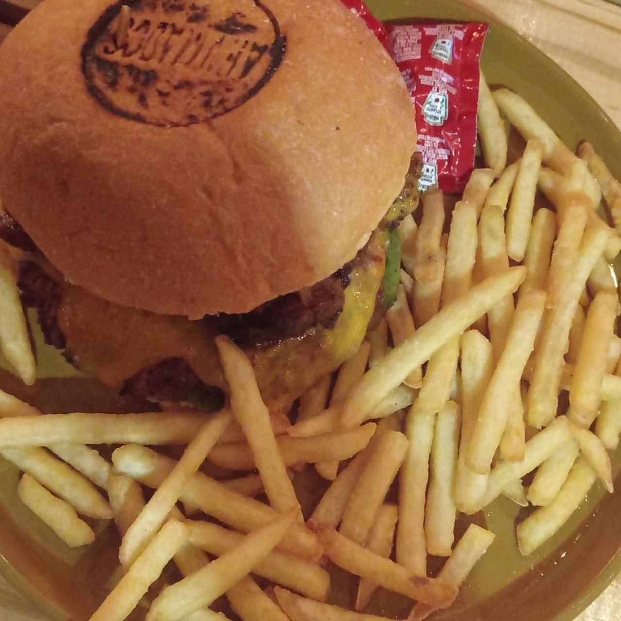 Smoke Mamma Burger