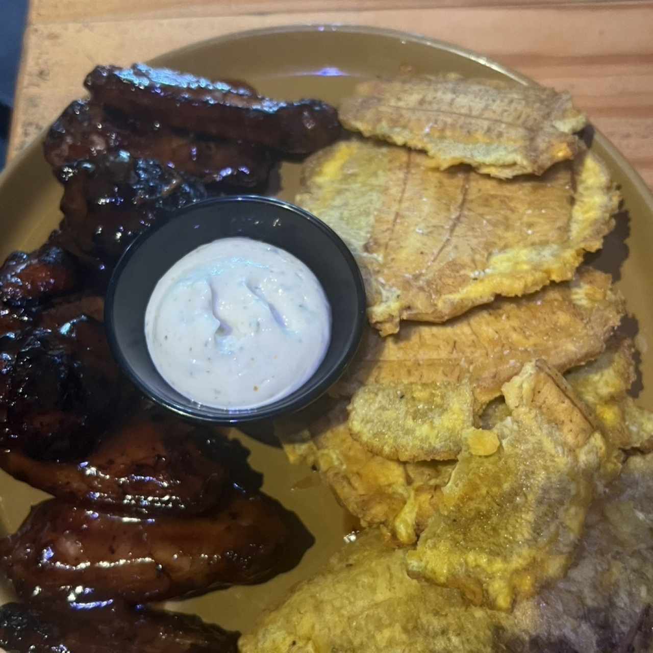 Orden de 10 wings ahumadas