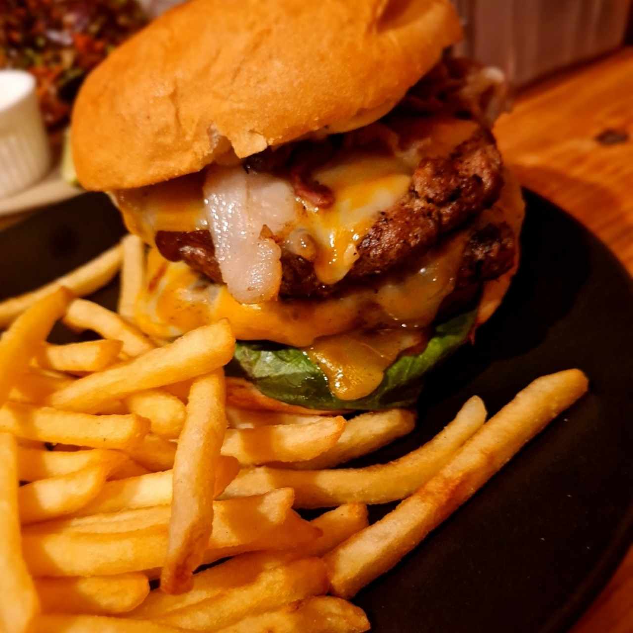 Serrano's Burger