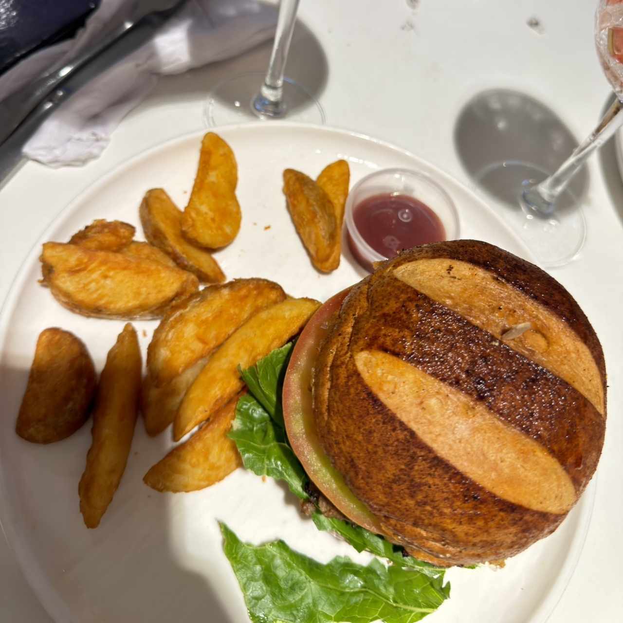 Hamburguesa, muy buena la carne 