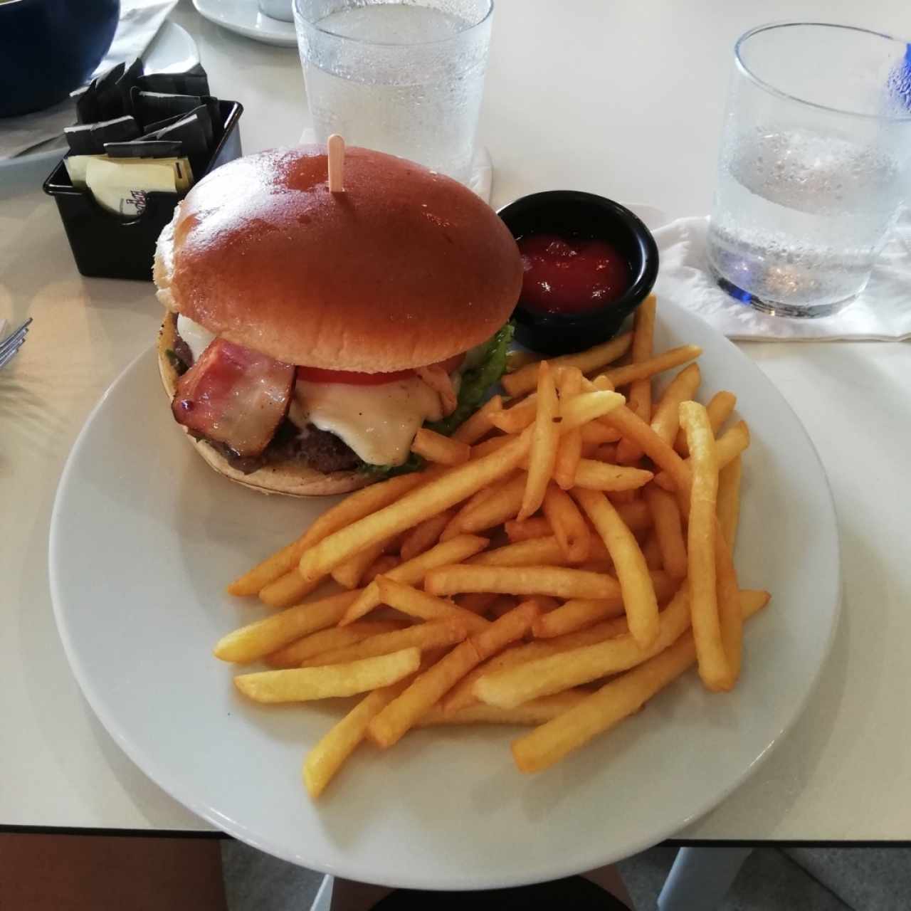 Menú LTO - Mika Burger Explosion