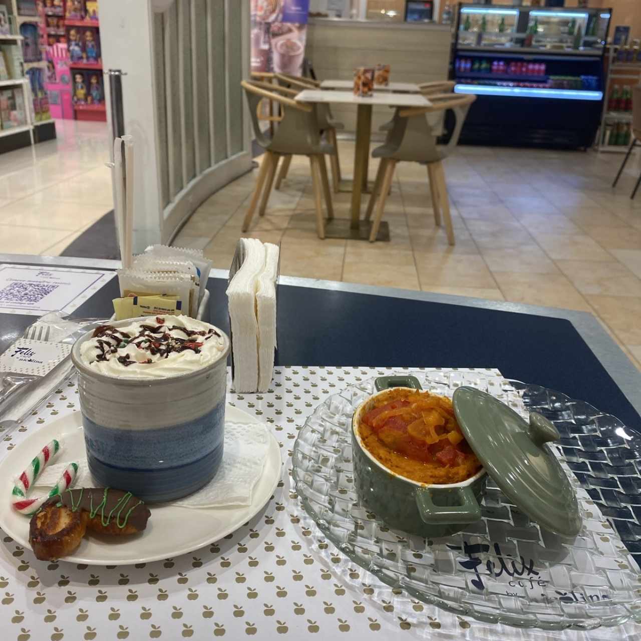 Capuccino navideño y Tamal de Olla