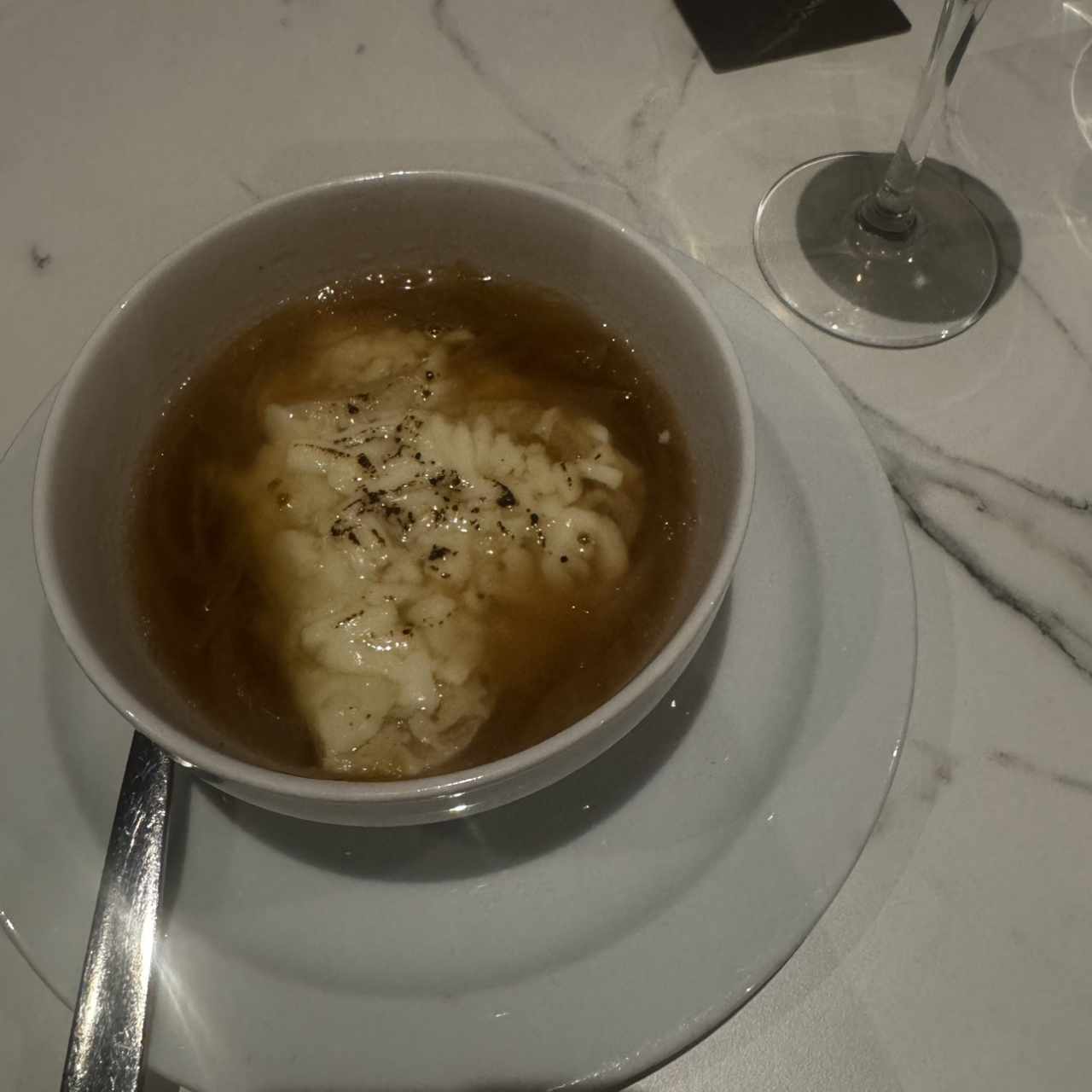Entradas Calientes - Sopa de Cebolla