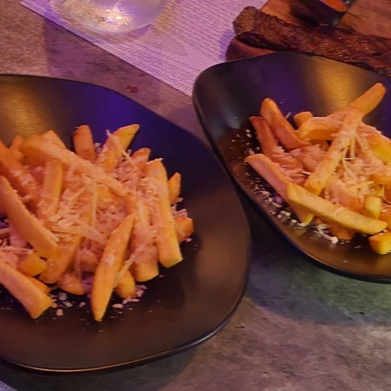 Acompañantes - Papas Fritas Trufadas