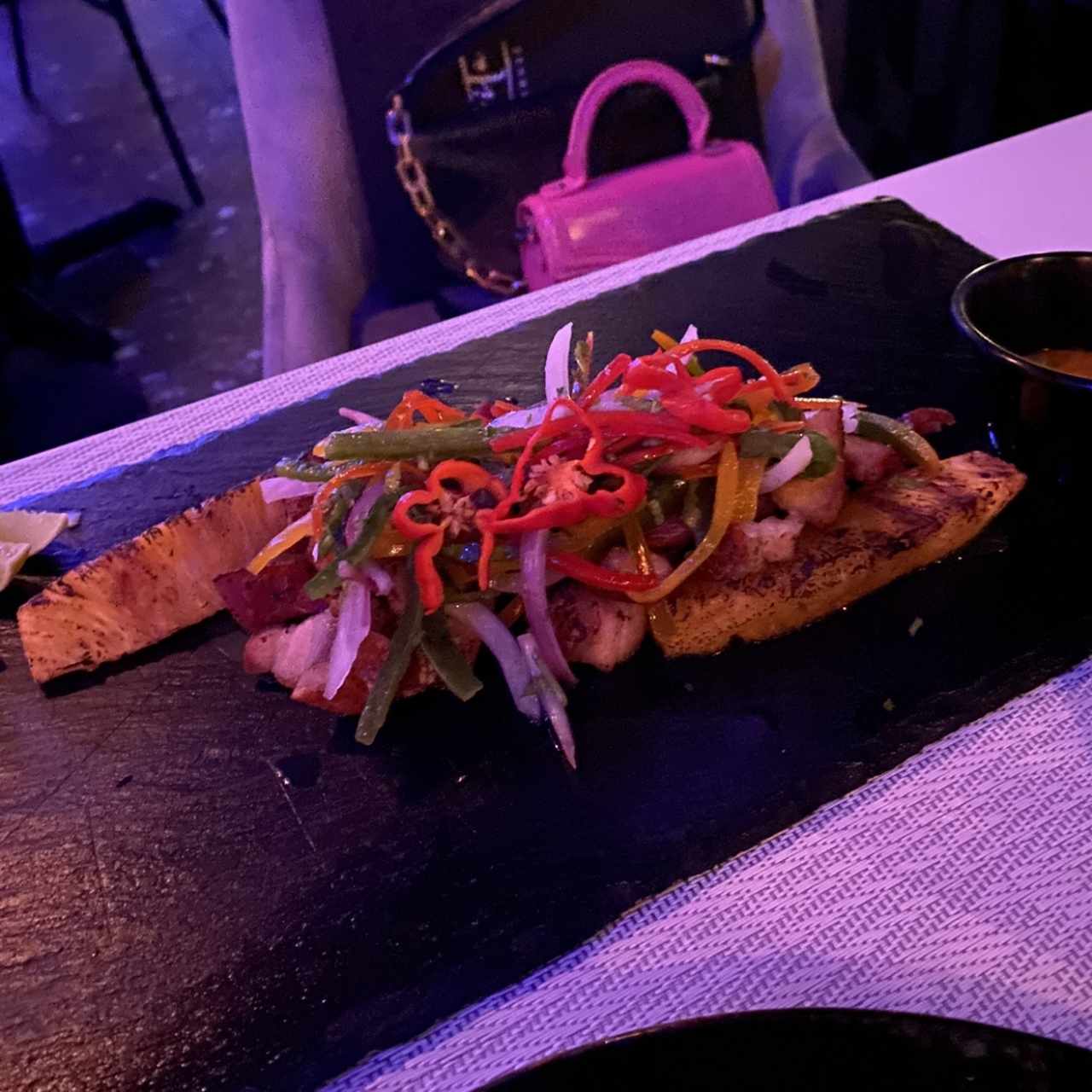Entradas Calientes - Ceviche de Porkbelly