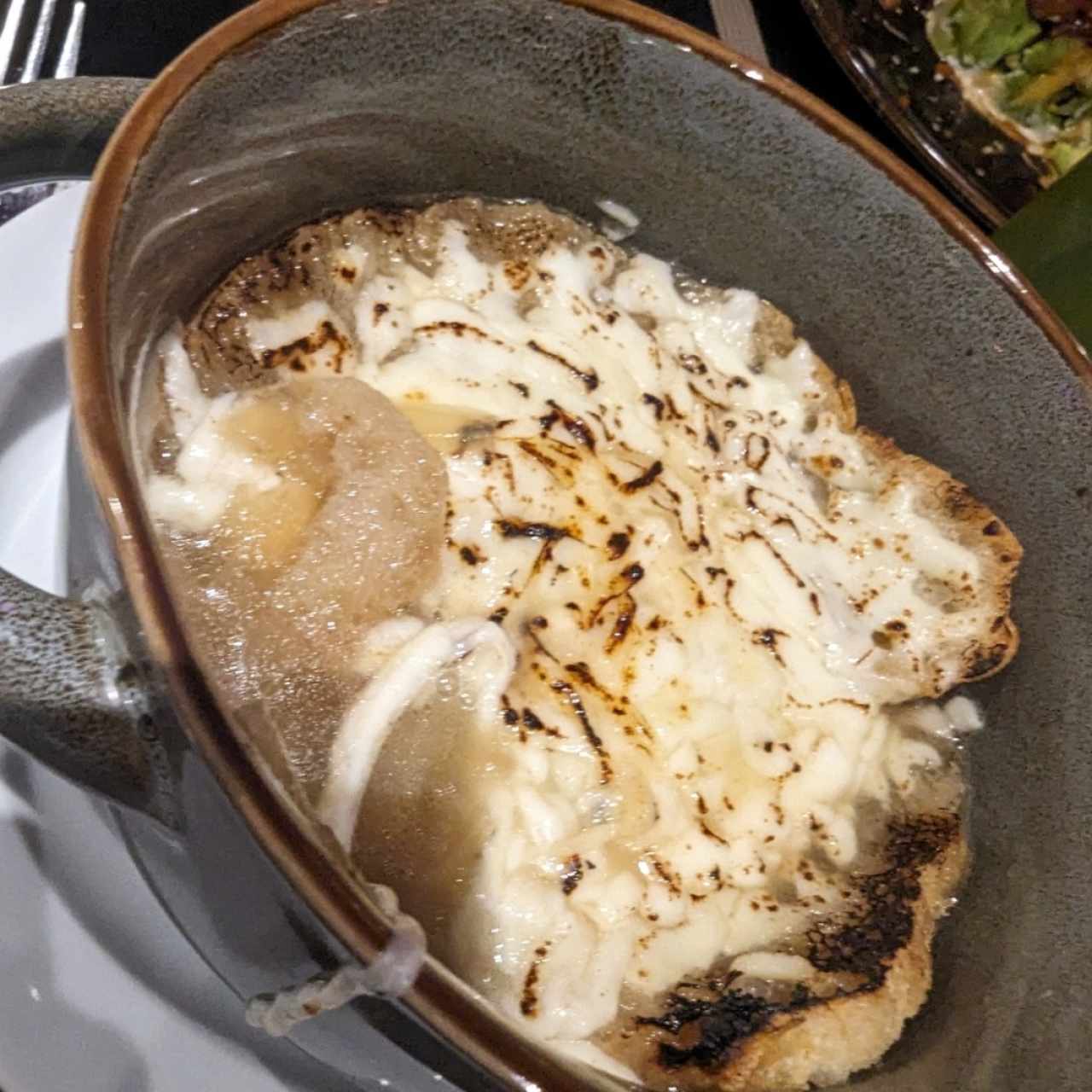 Entradas Calientes - Sopa de Cebolla
