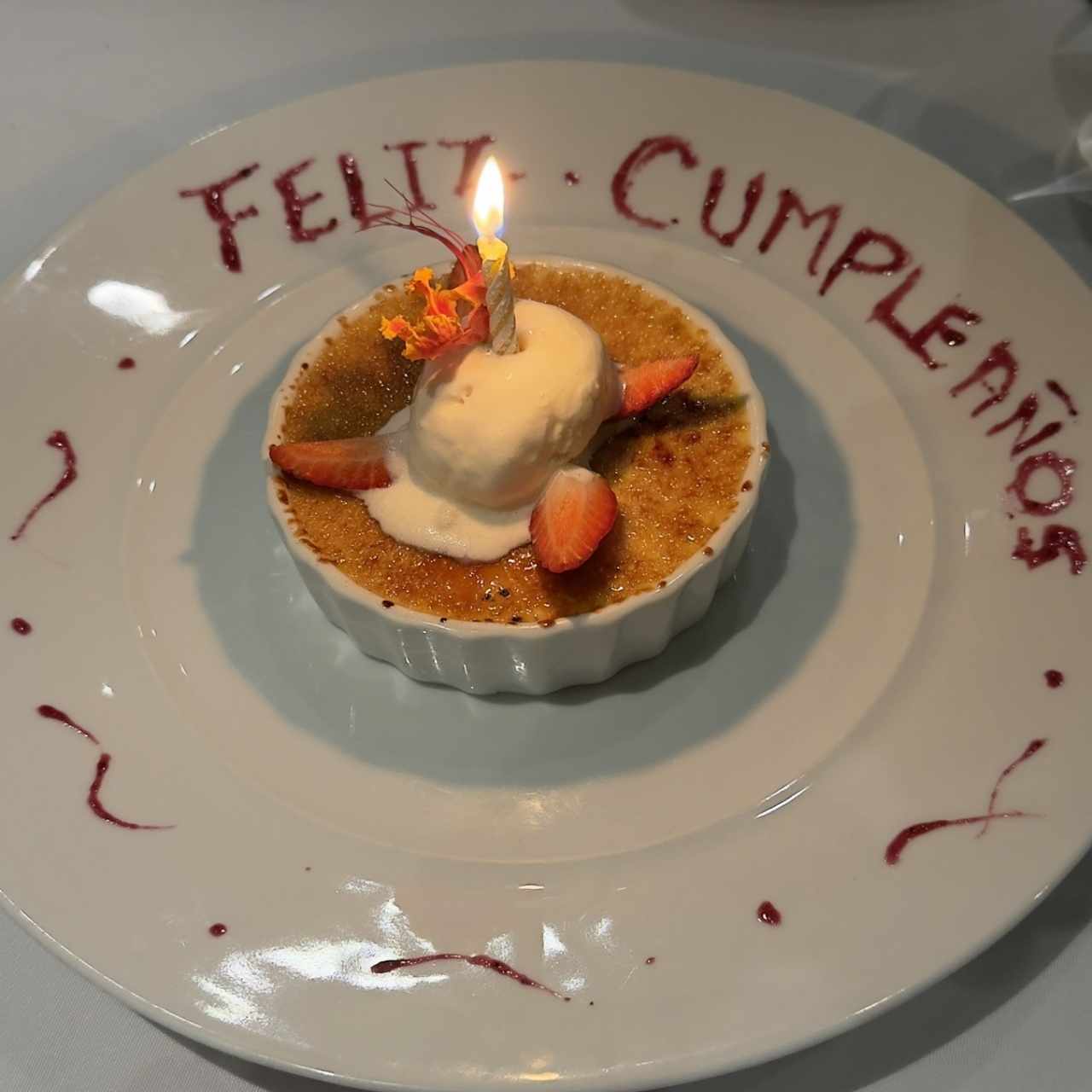 Creme Brulee de vainilla flambeada