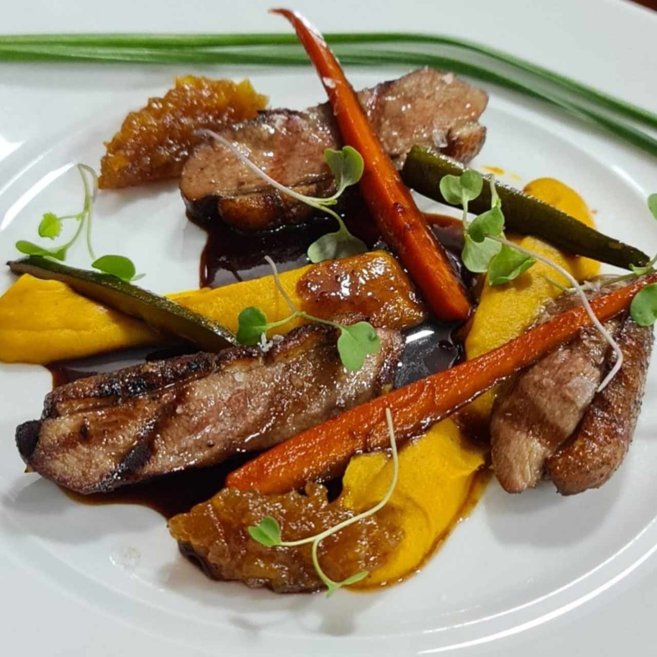 Pechuga de pato a la brasa 