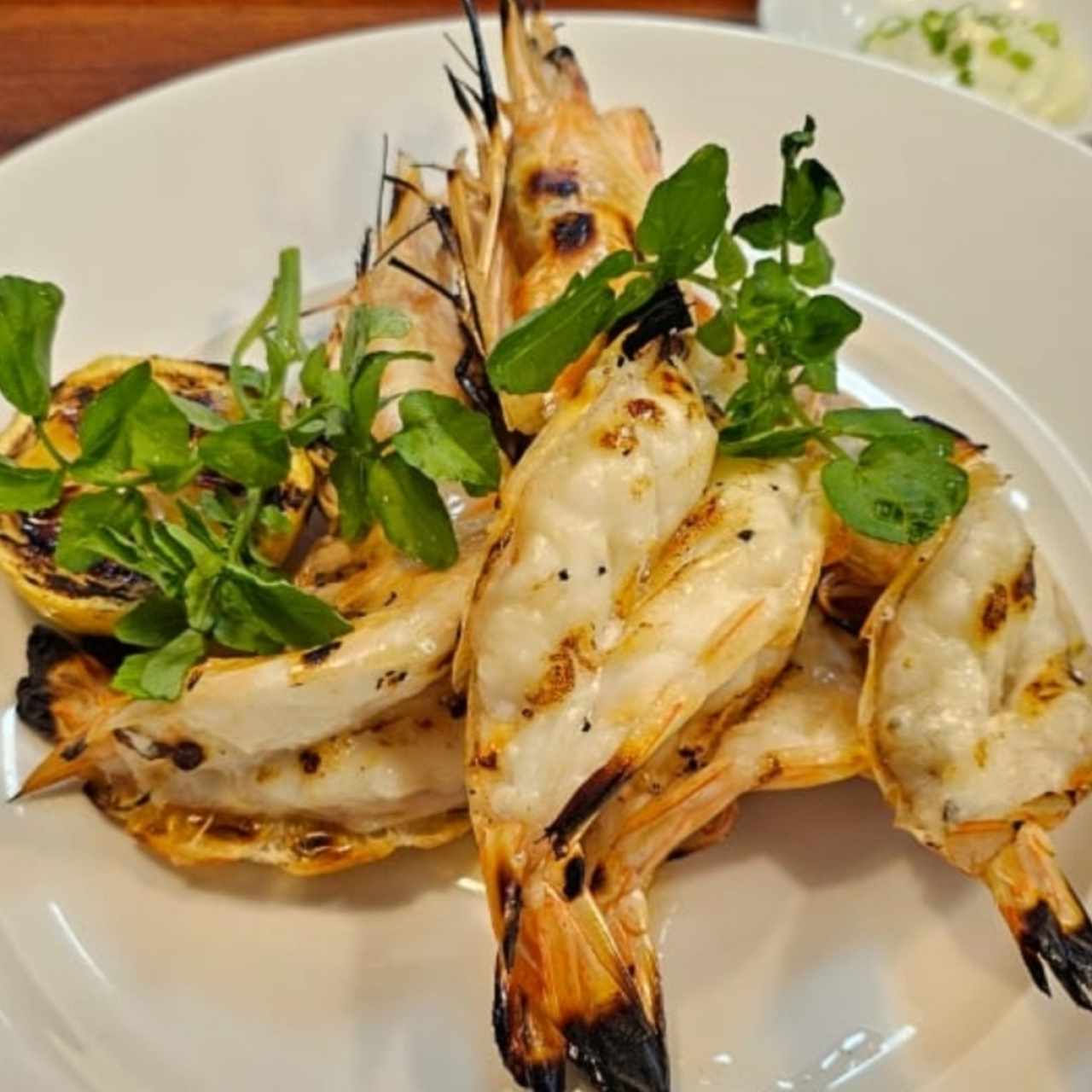 Langostinos jumbo a la brasa