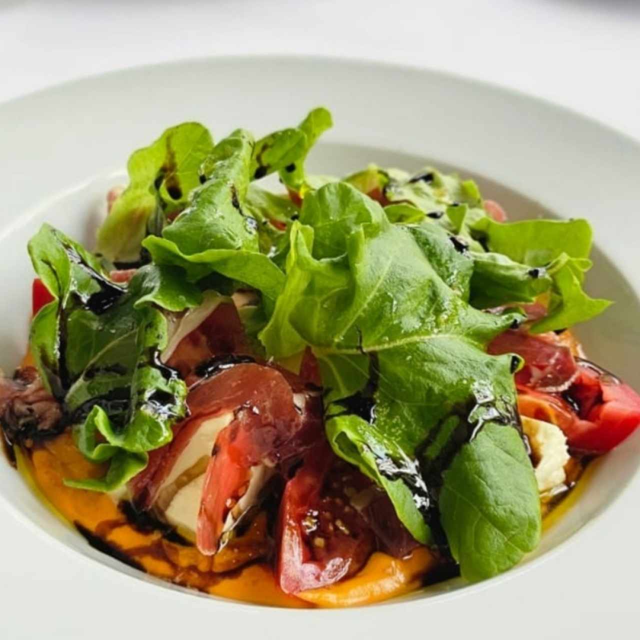 ensalada de salmorejo 
