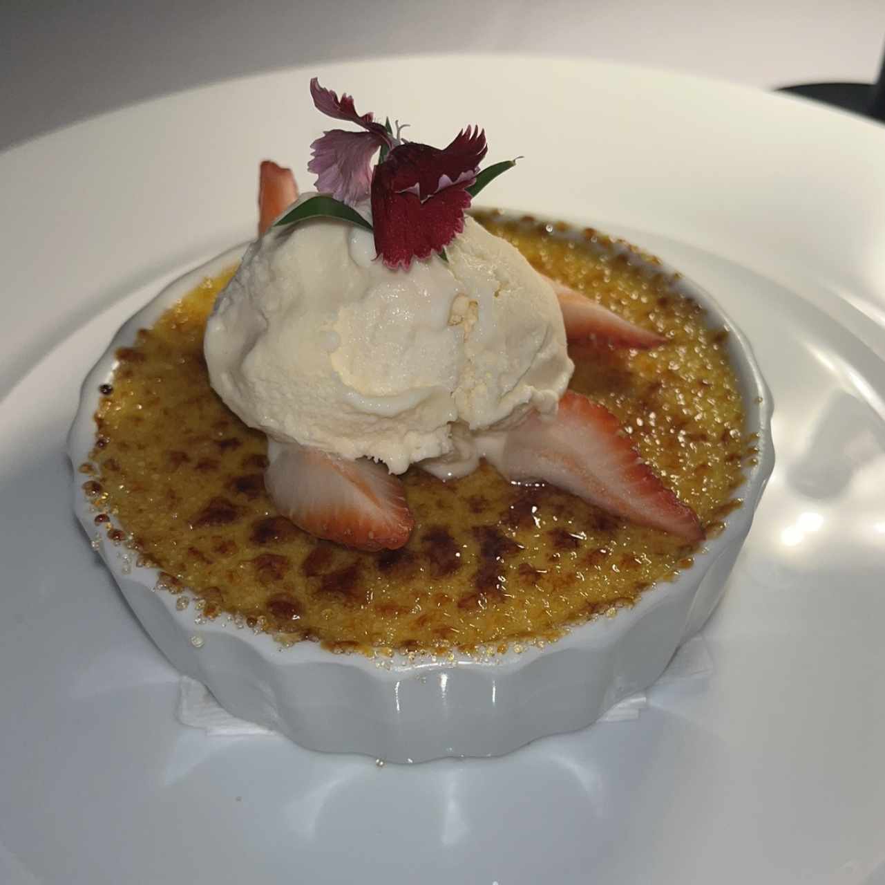 Creme Brulee de vainilla flambeada