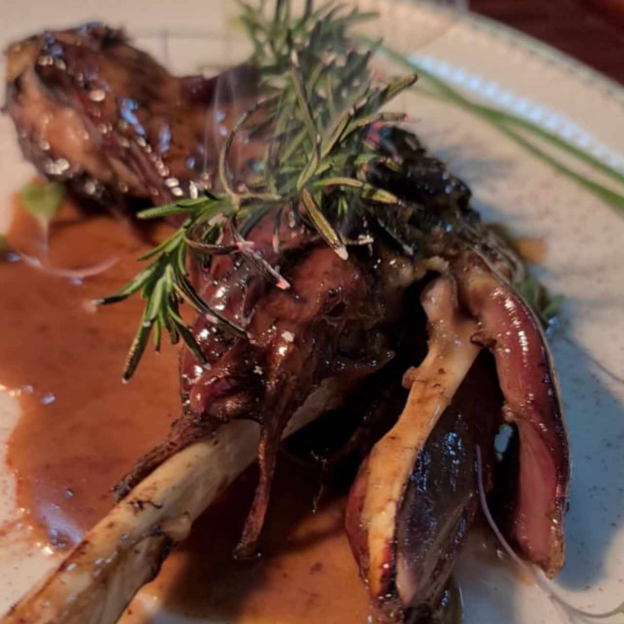 paletilla de cordero a la brasa 