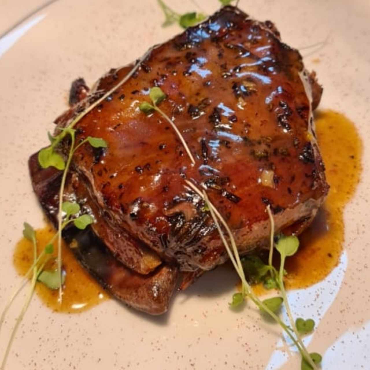 paletilla de cordero a la brasa 