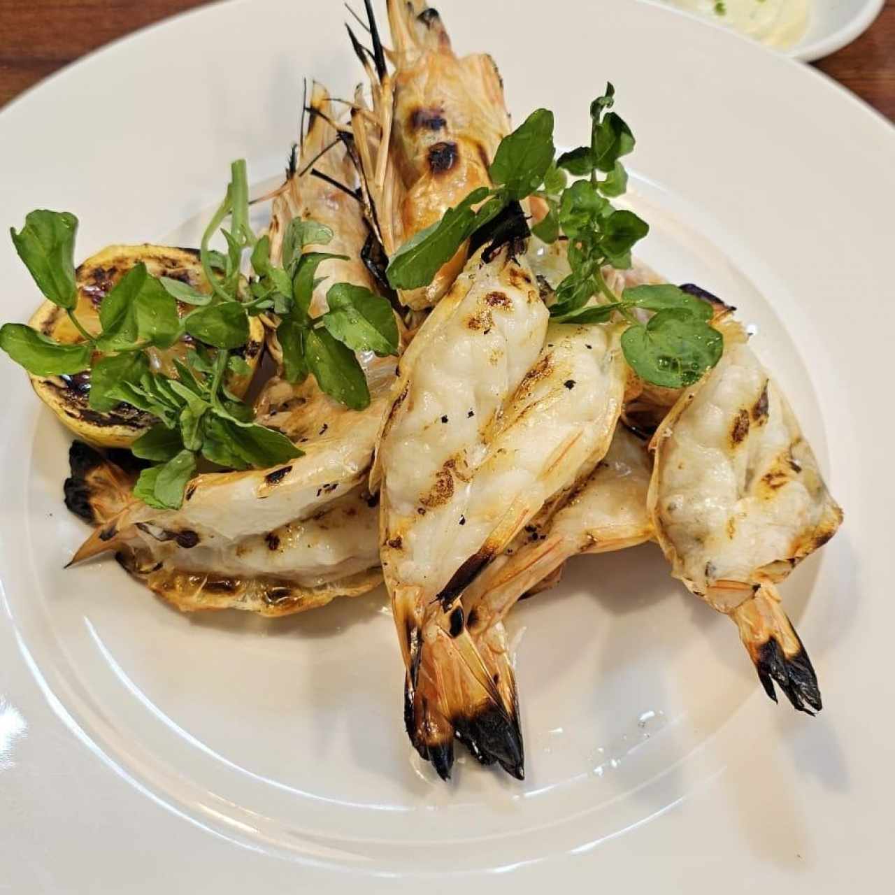 Langostinos jumbo a la brasa