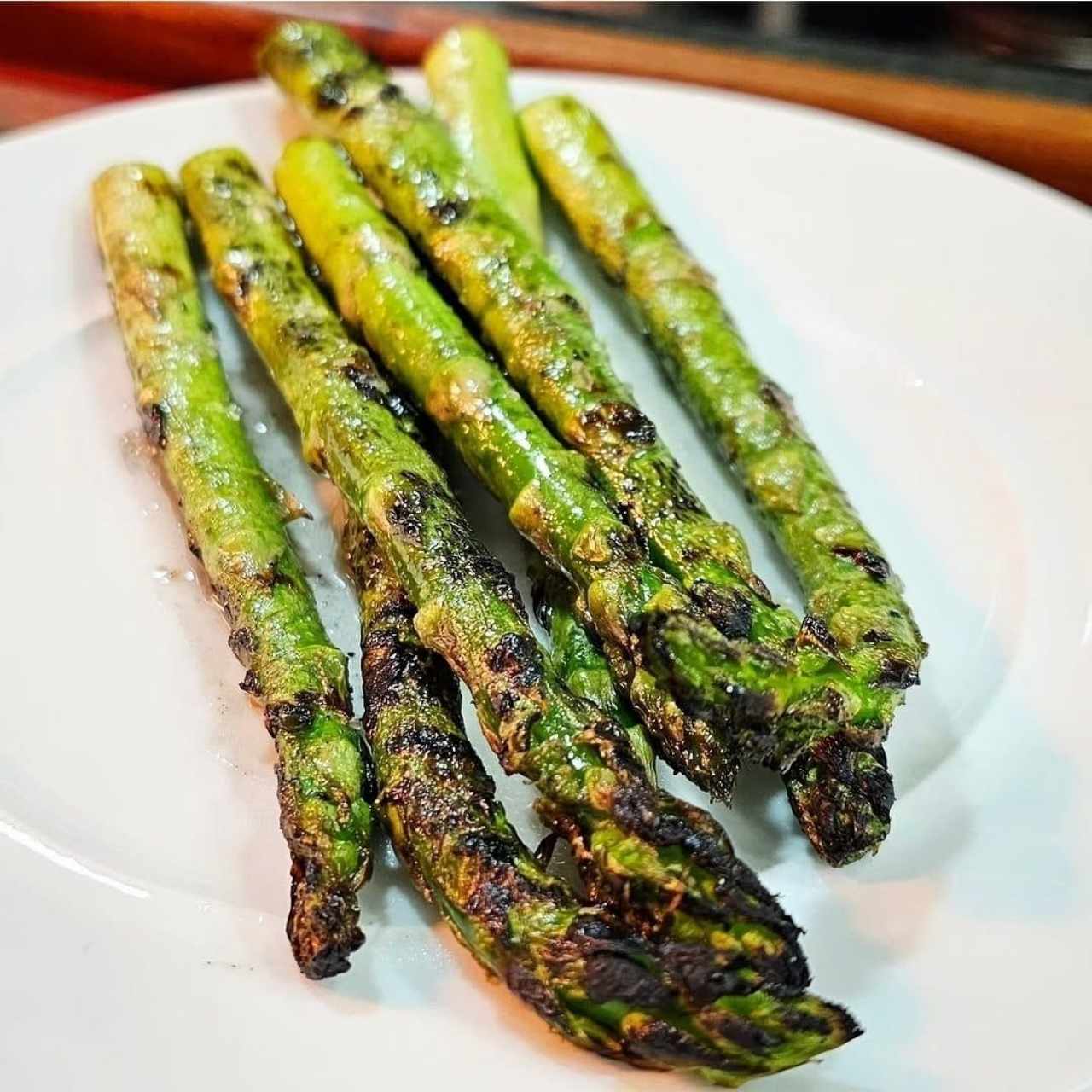 Espárragos a la brasa