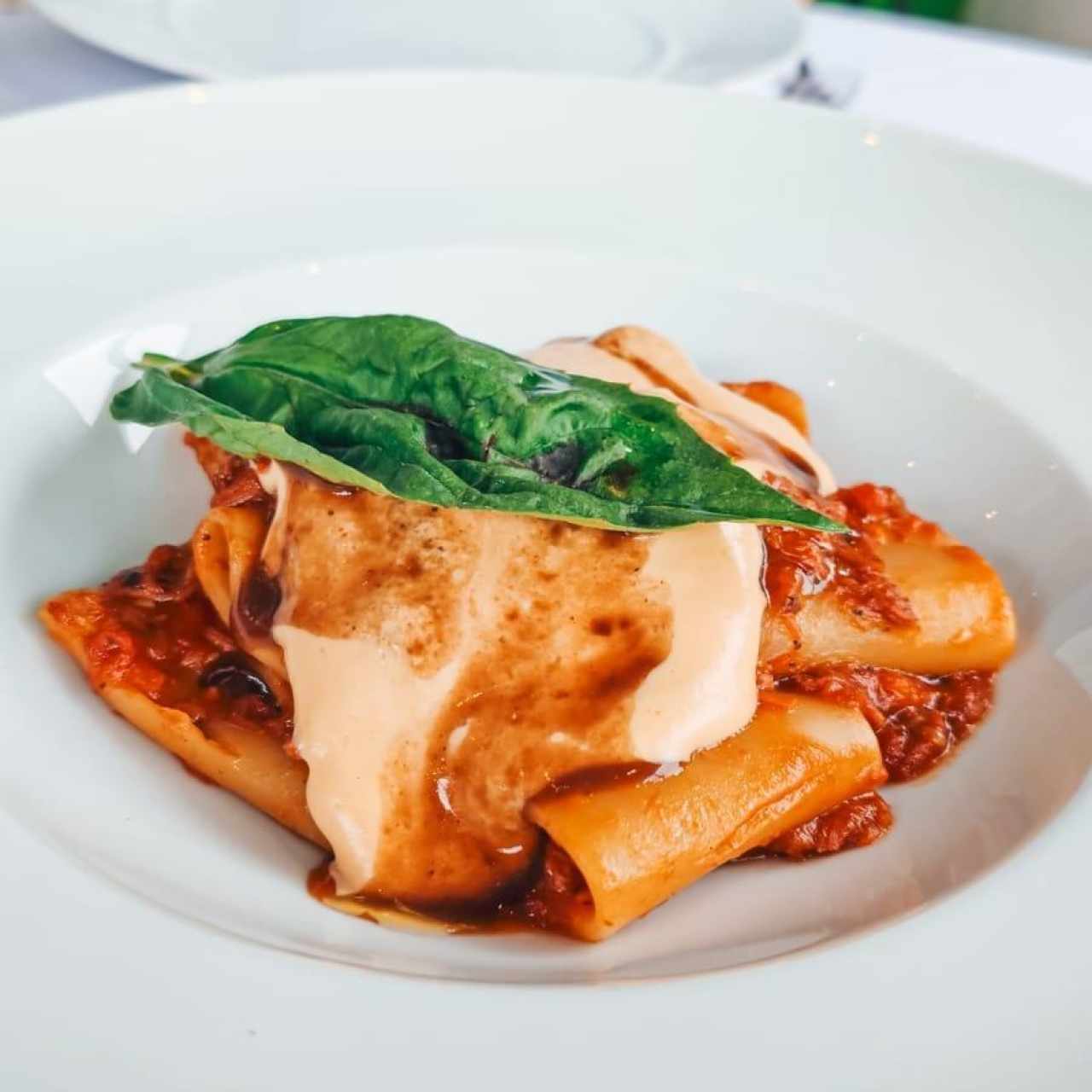 Rigatoni con ragú de cordero