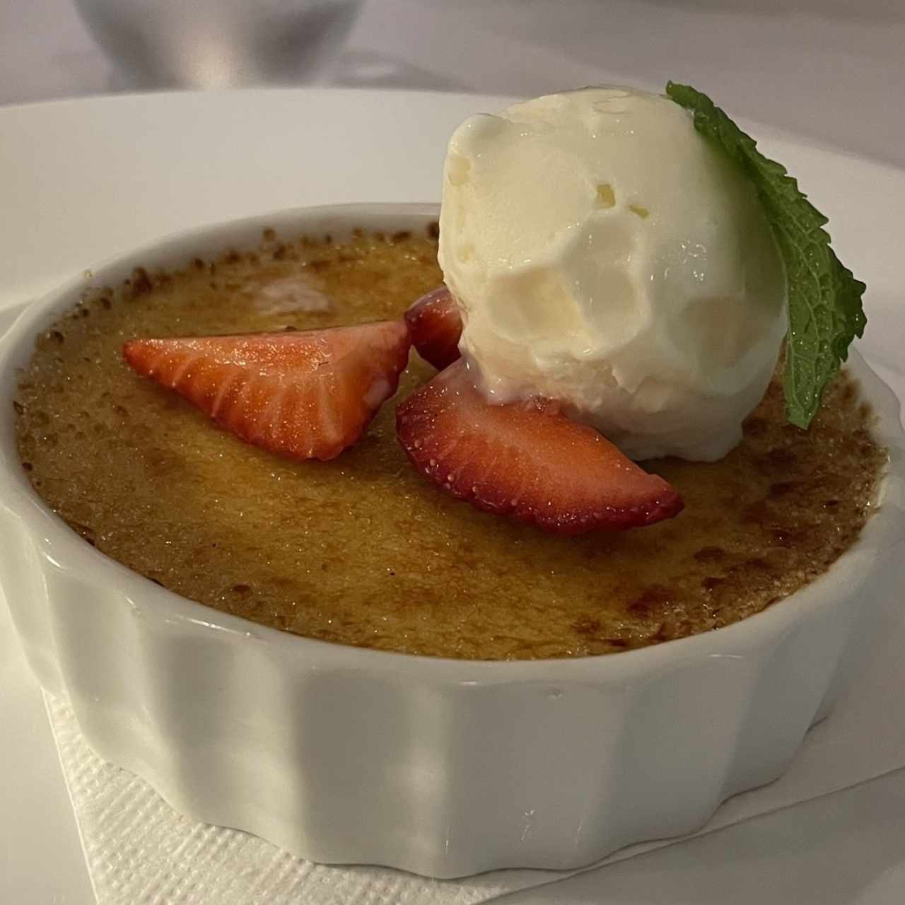 Creme Brulee de vainilla flambeada