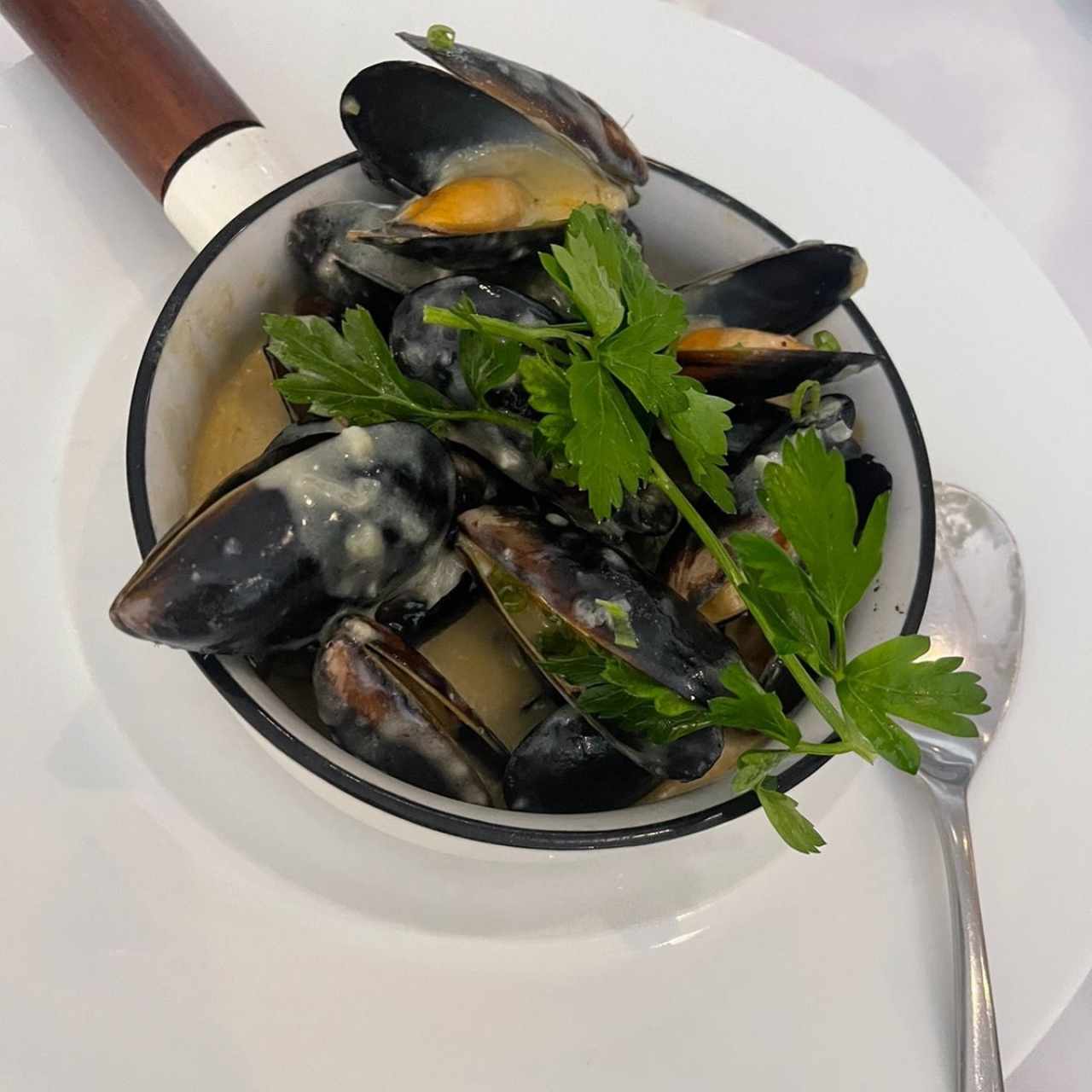 Mejillones en salsa blanca 