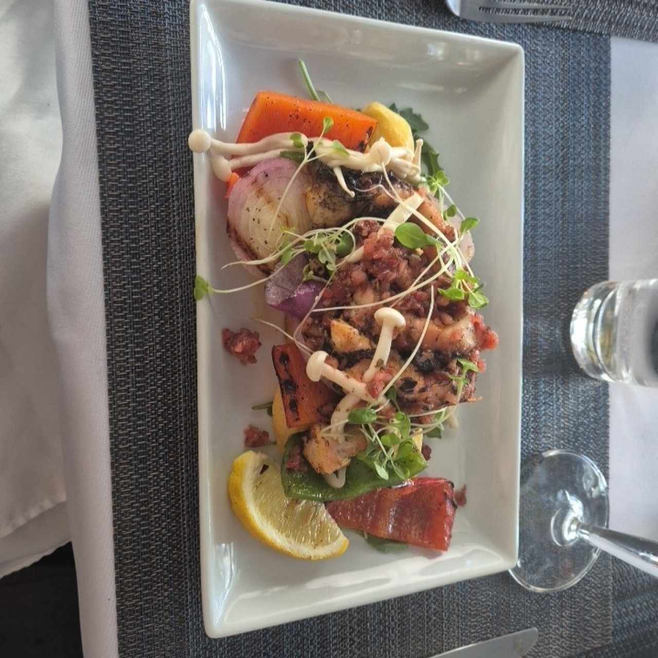 Pulpo al Bravo