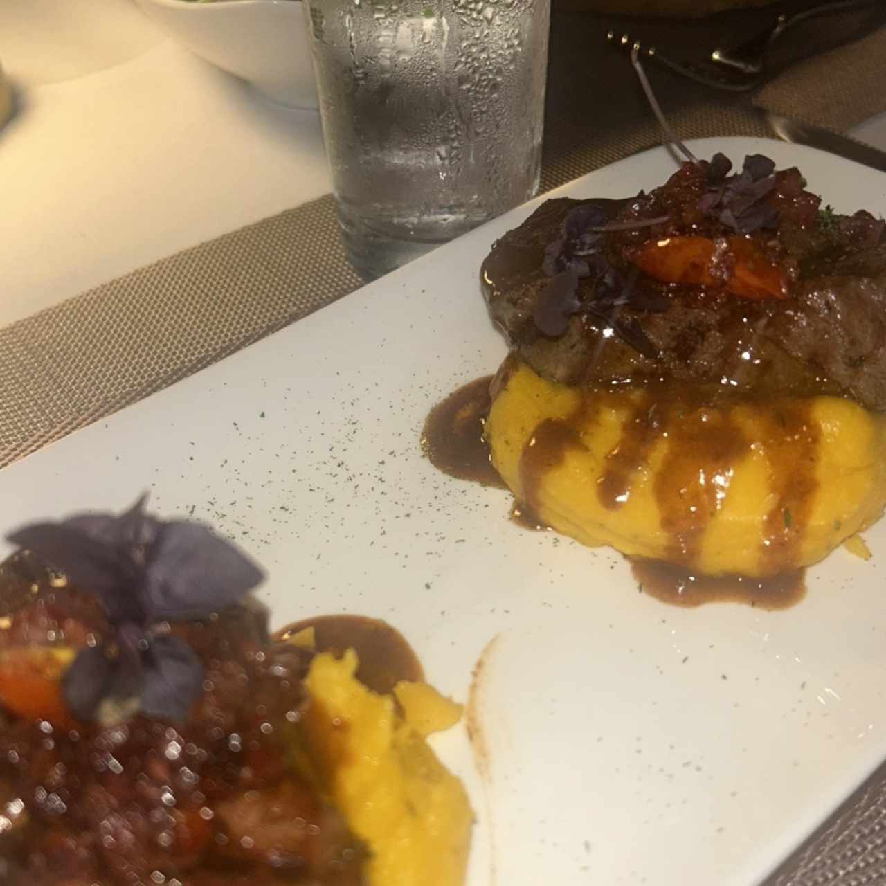 Platos Fuertes - Filete de Res