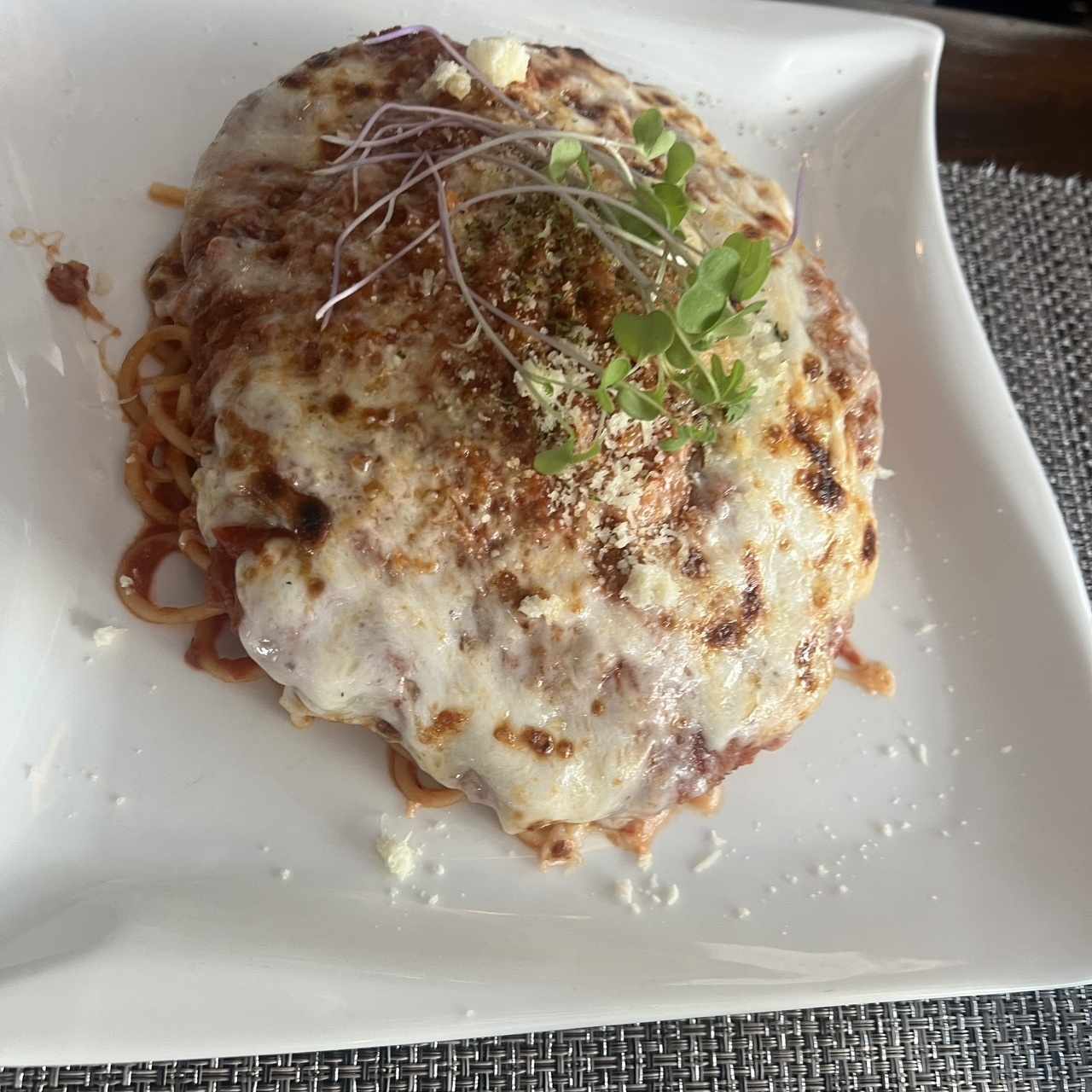 Platos Fuertes - Chicken Parmesan