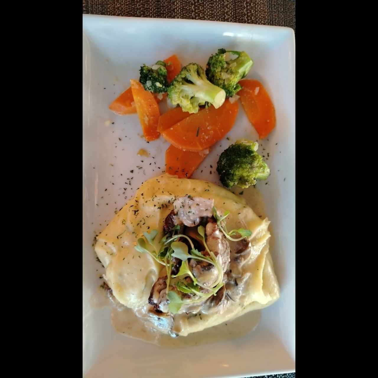 Platos Fuertes - Filete de Res