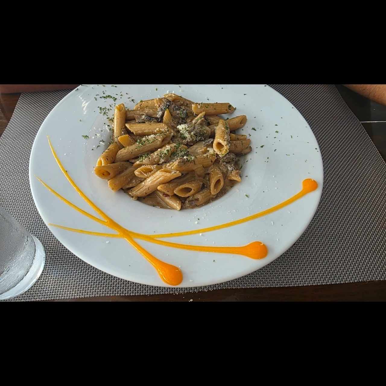 Pastas - Pasta Porcini