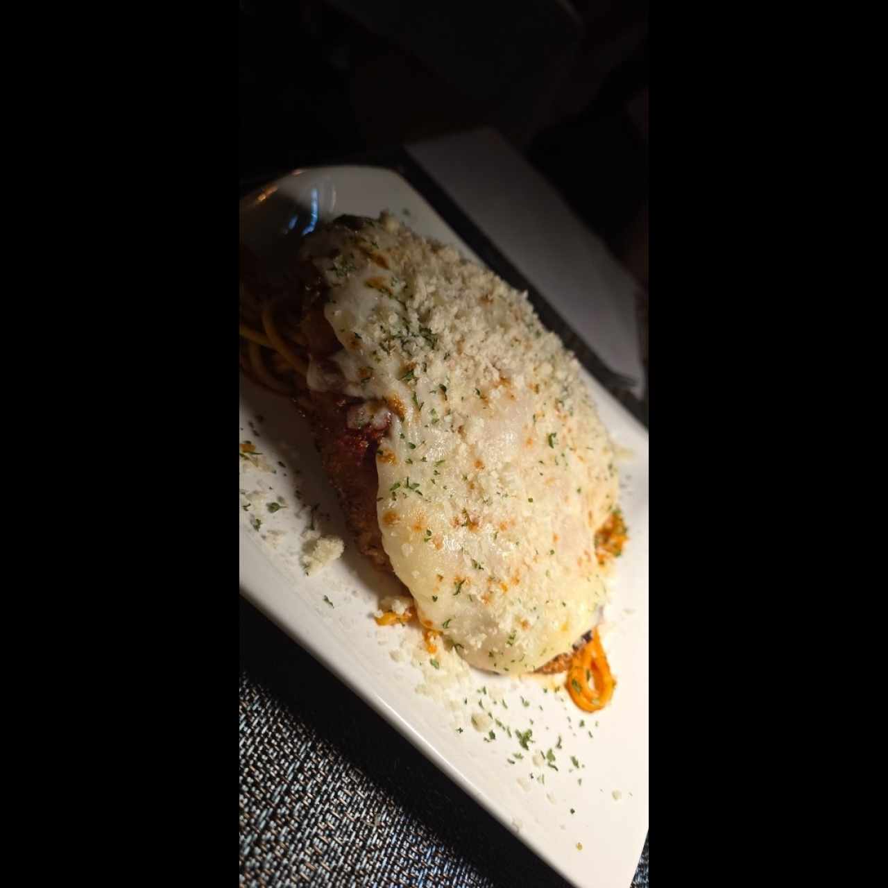 Platos Fuertes - Chicken Parmesan