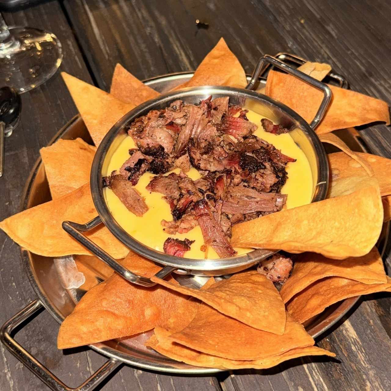 Queso Fundido con Brisket