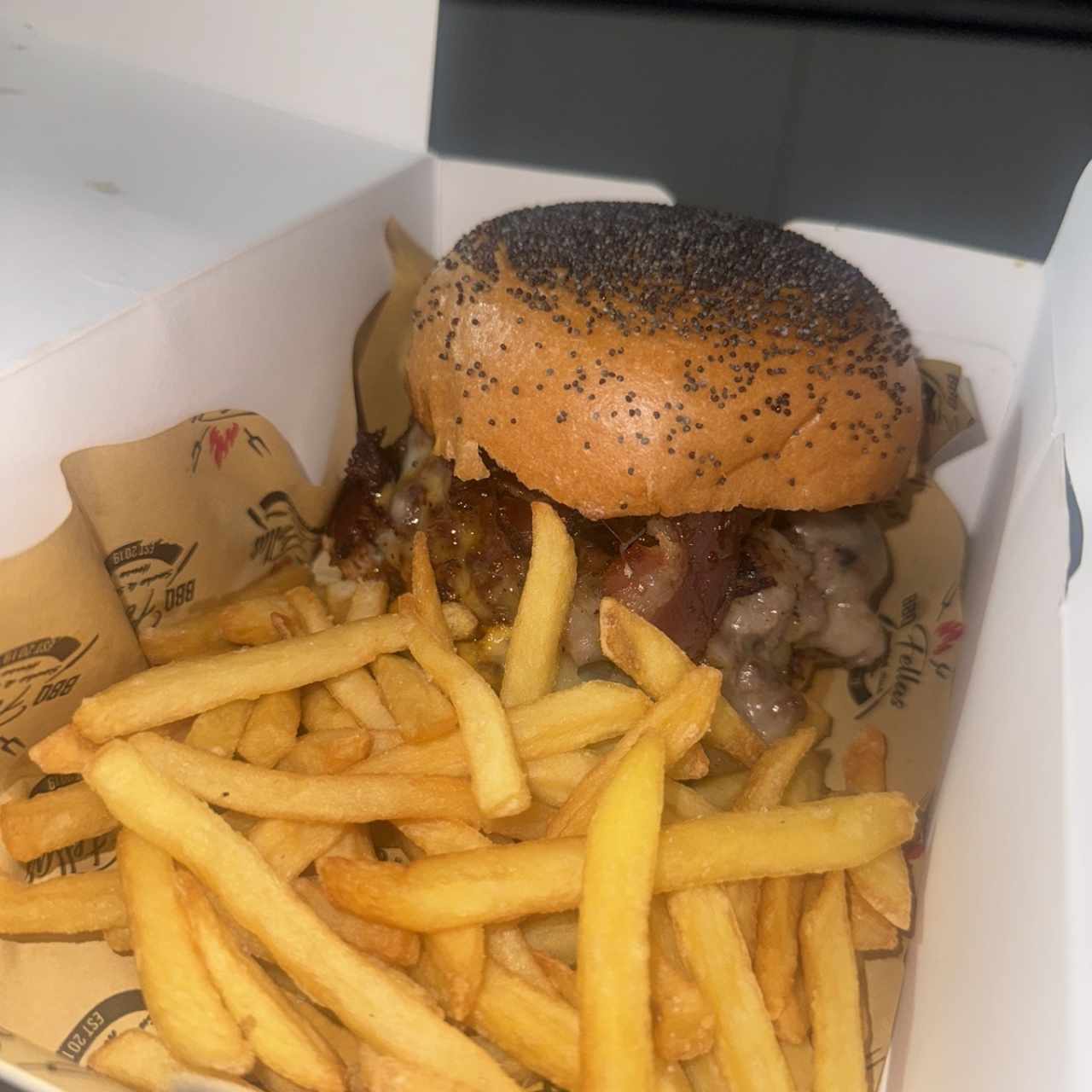La Pitmaster FINALISTA DEL BURGER WEEK 2024