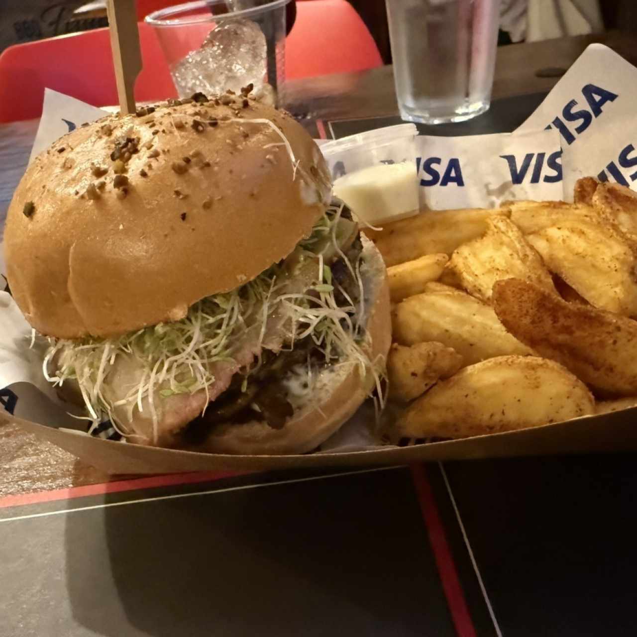 La F4