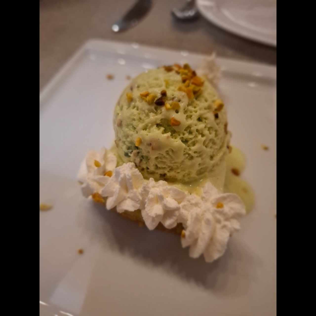 Chese cake de pistacho y helado de pistacho