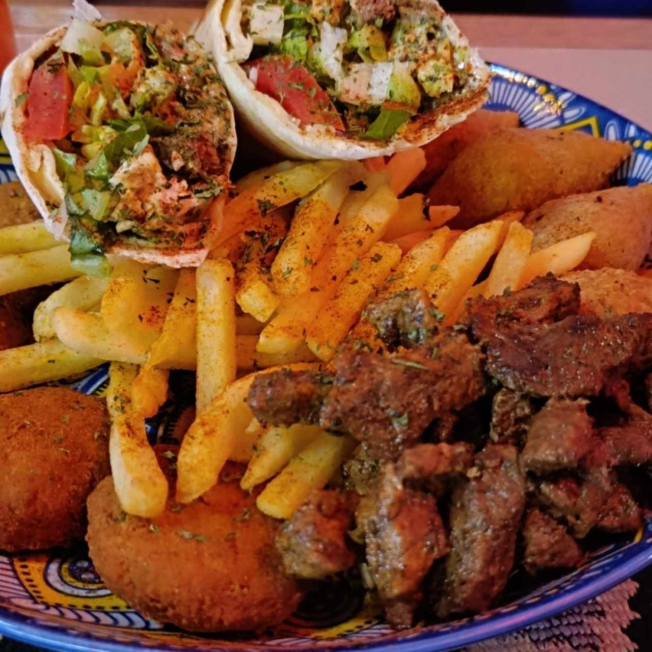 Platos Principales - Bandeja Mixta para 2