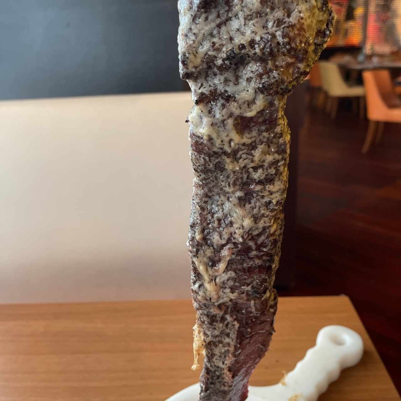 Entraña con queso parmesano
