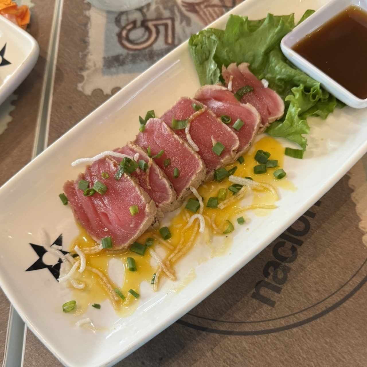 Entradas Tentadoras - Tataki de Atún