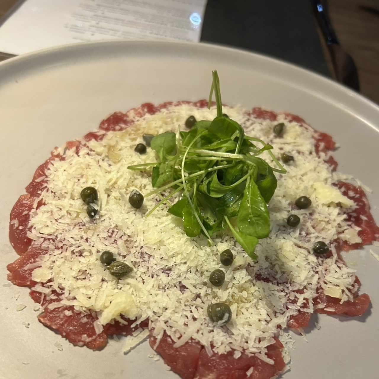 PARA EMPEZAR - CARPACCIO DE RES