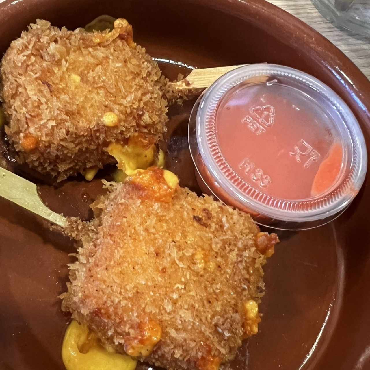 Croquetas de Cheddar y Chicharrón