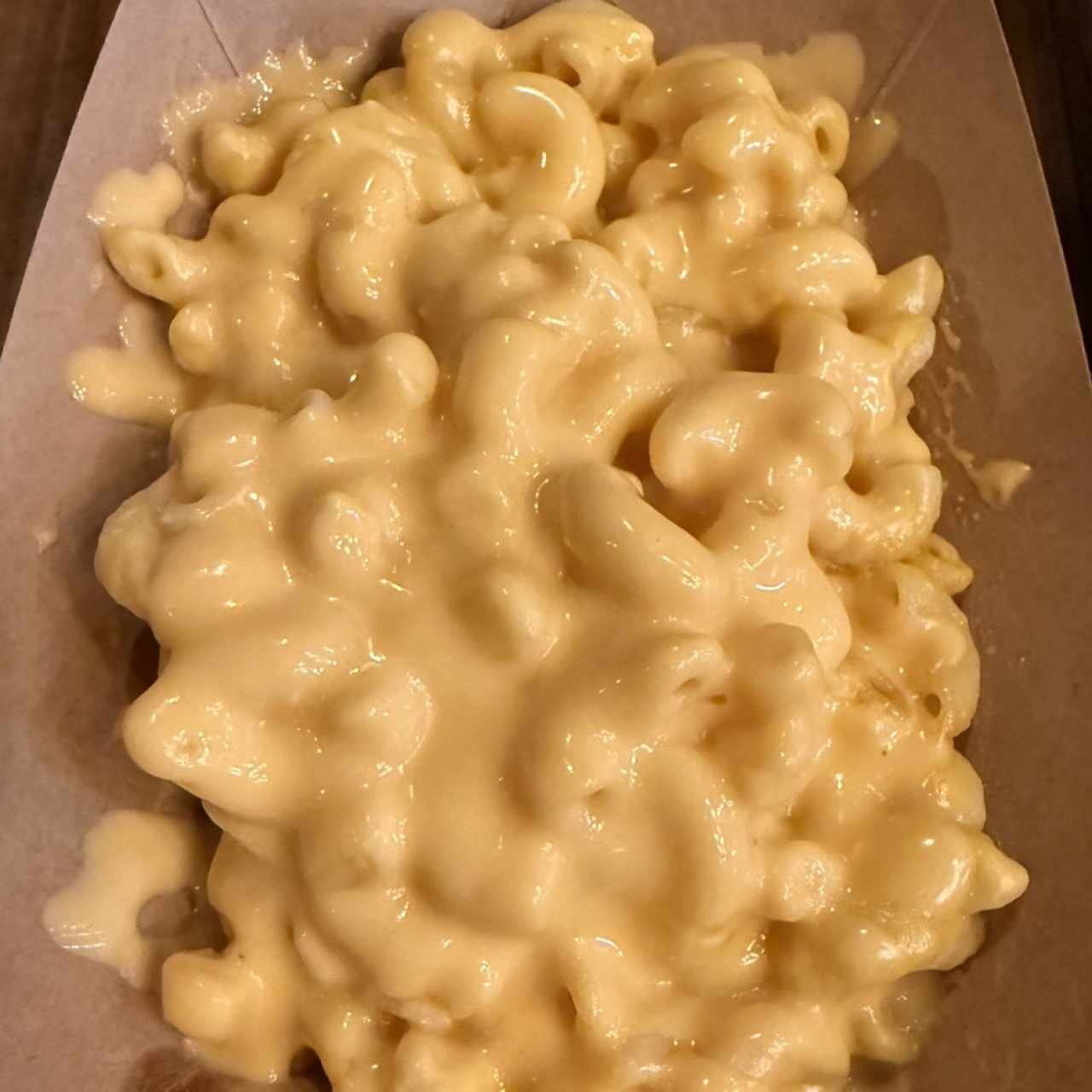 Acompañantes - Coditos con Queso