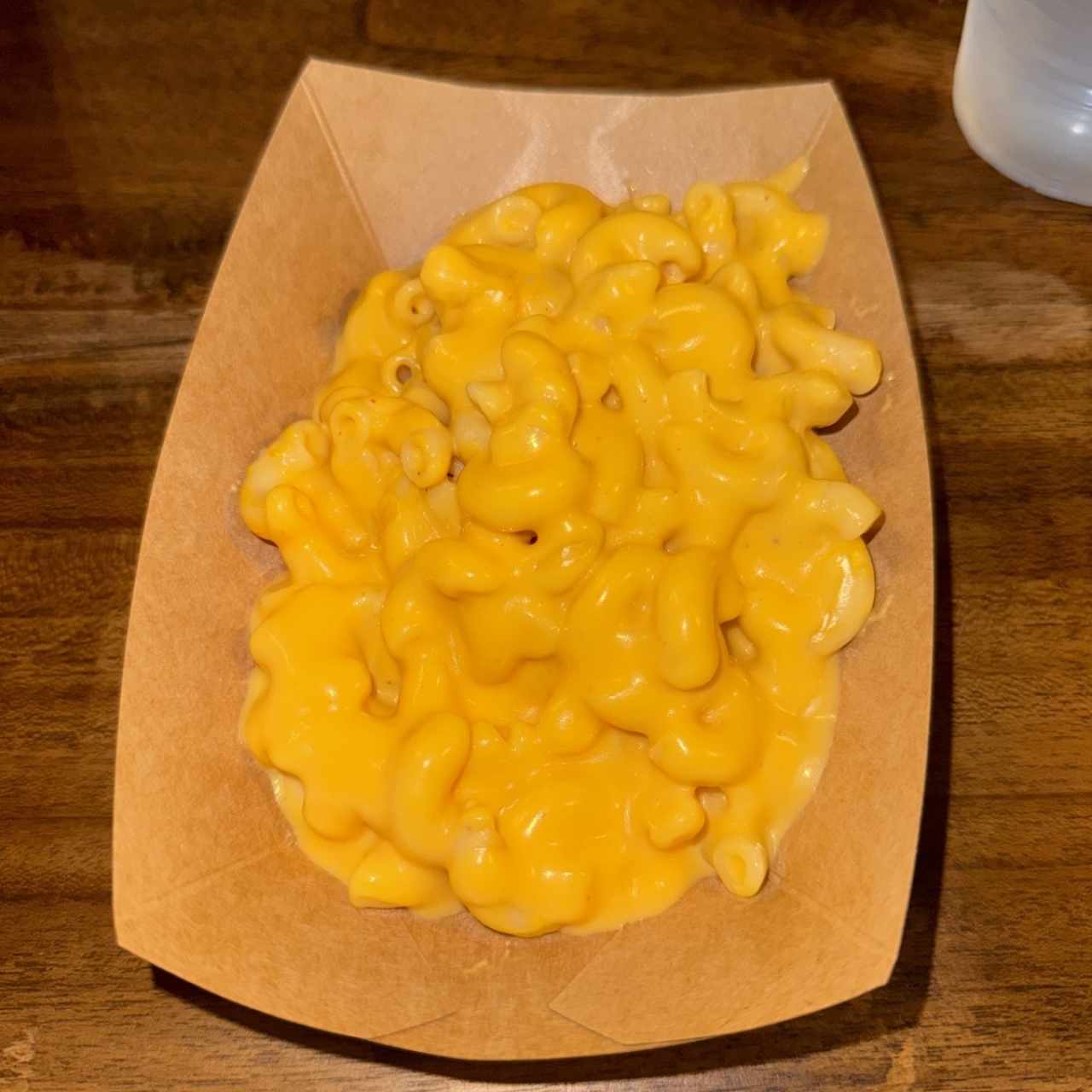 Acompañantes - Coditos con Queso