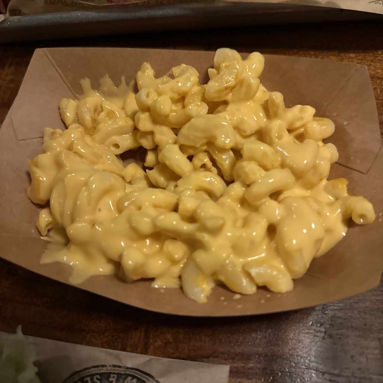 Acompañantes - Coditos con Queso