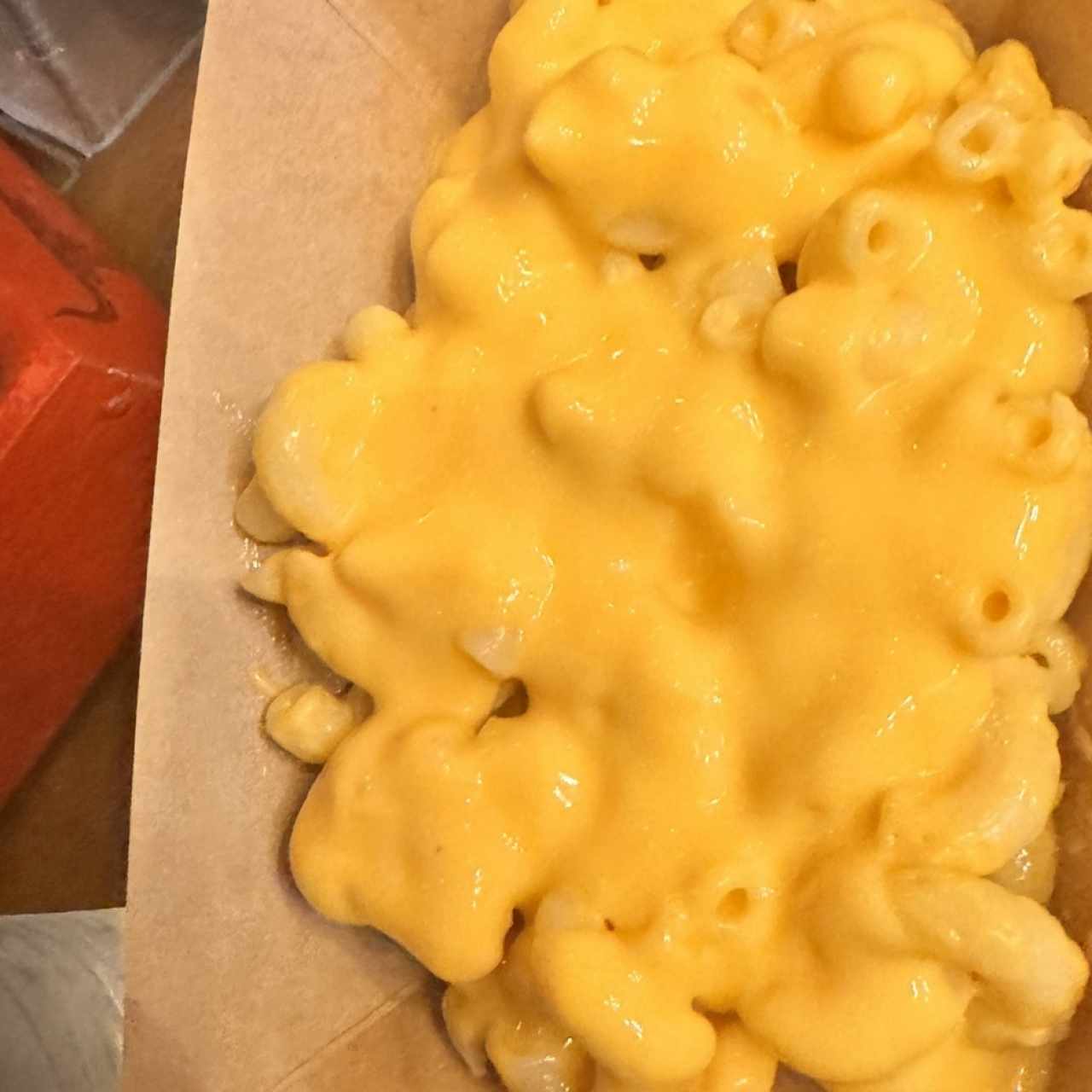Acompañantes - Coditos con Queso